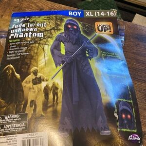 Walmart Fad in/out unknown Phantom kids costume